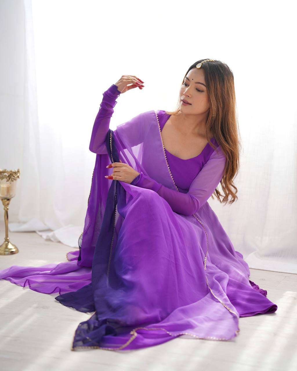 Women's Pure Romansilk Chanderi Tie-Dye Anarkali Kurti Pant With Dupatta Set - Image 8