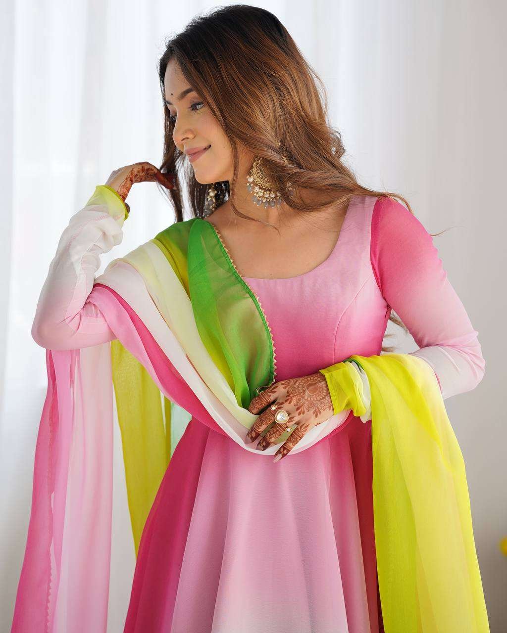 Women's Pure Romansilk Chanderi Tie-Dye Anarkali Kurti Pant With Dupatta Set - Image 8
