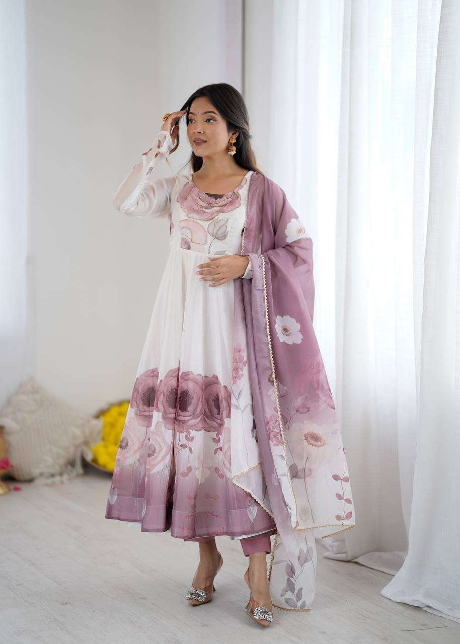 Womens Pure Romansilk Chanderi Floral Printed Anarkali Kurti With Dupatta & Pant Set